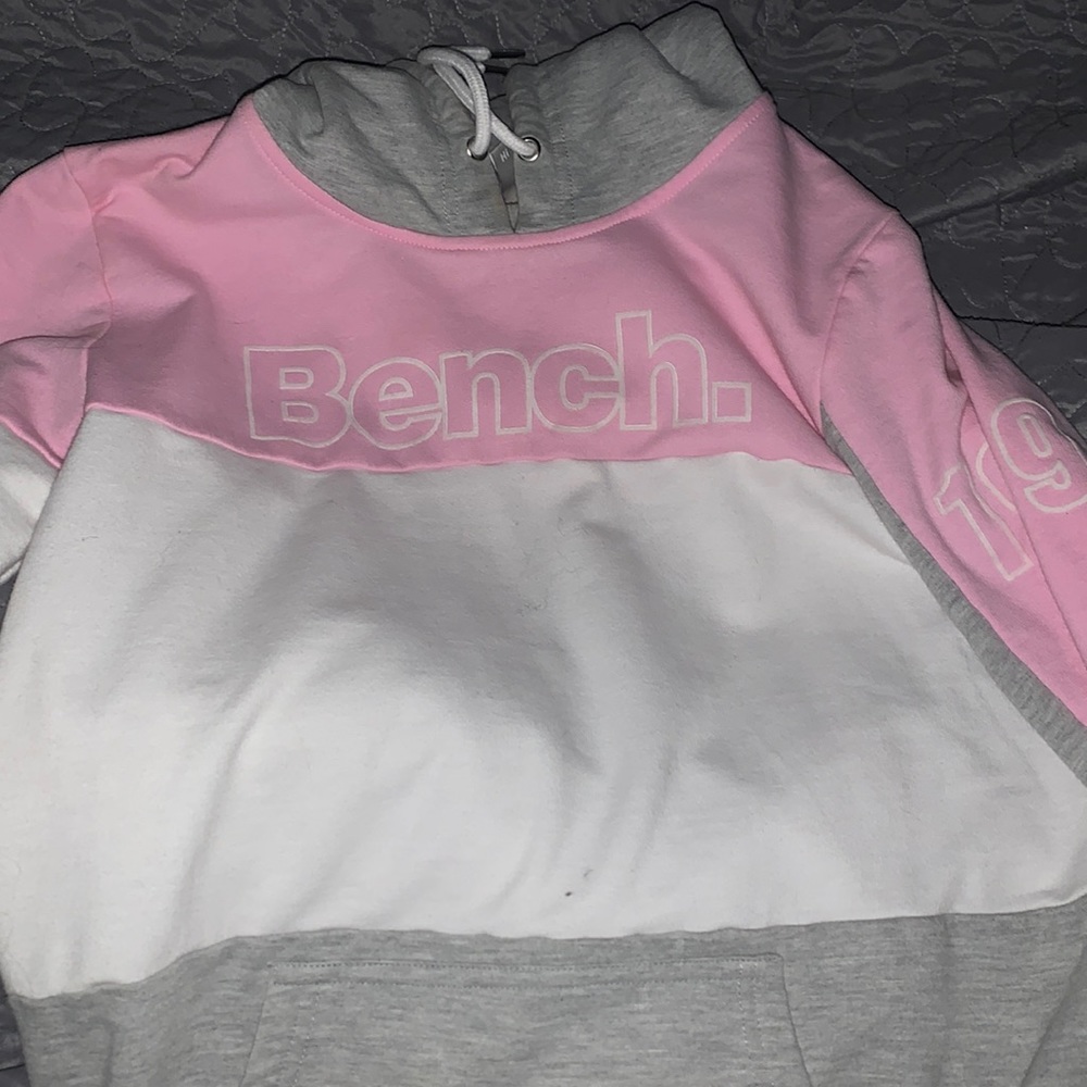 Bench small sweater